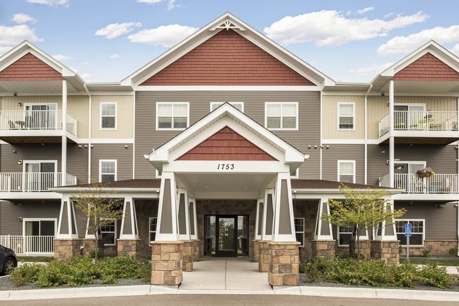 The Estates at Arbor Oaks in Andover, MN - Main View