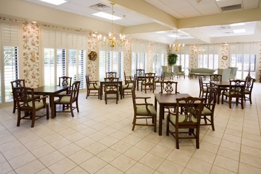 The Hidenwood Assisted Living and Retirement Community in Newport News, VA