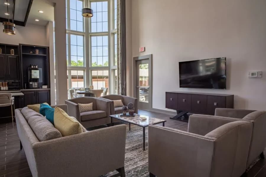 The Spring at Silverton in Fort Worth, TX - Main View