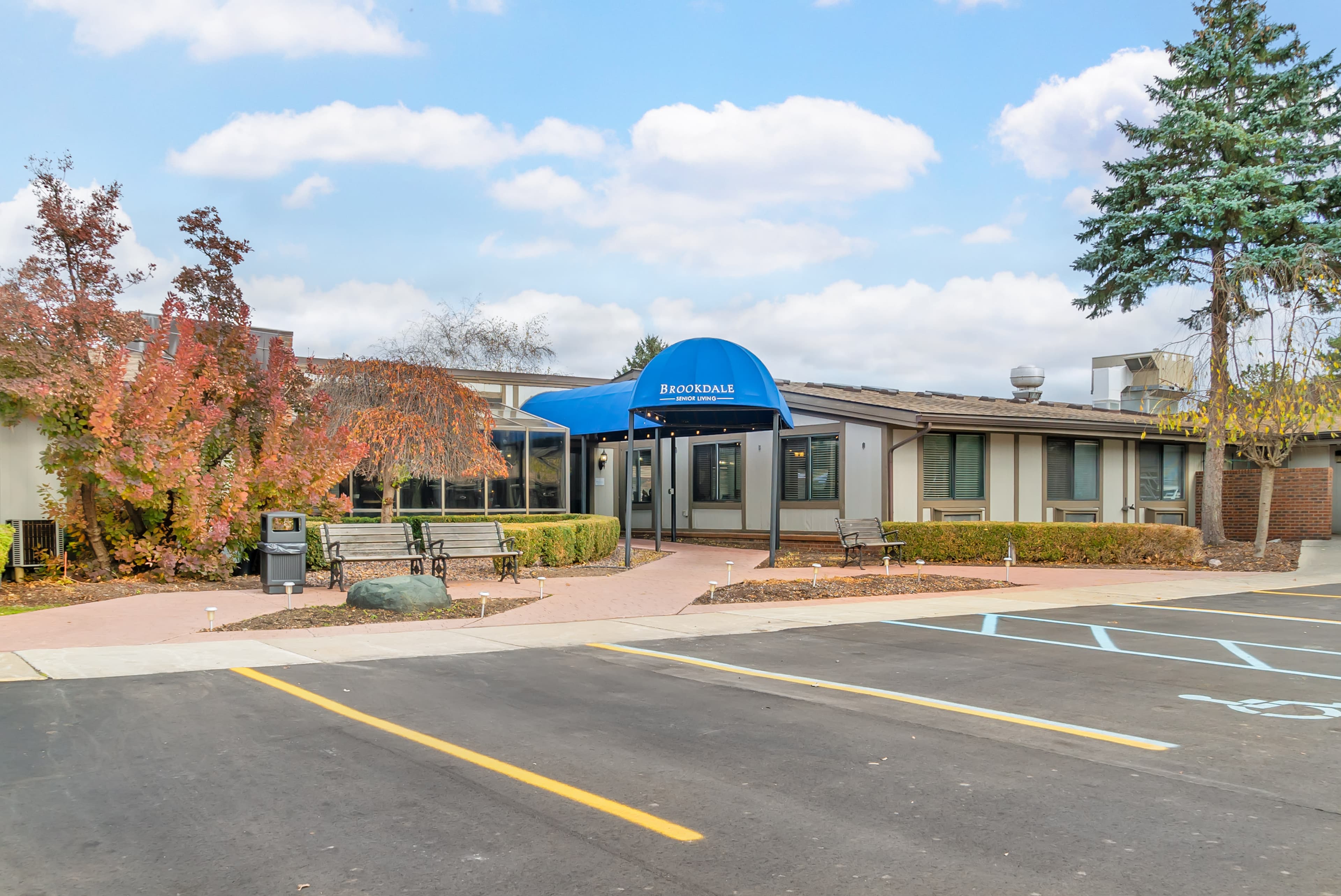 Brookdale Farmington Hills in Farmington Hills, MI - Main View