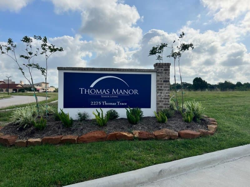 Thomas Manor Senior Living in Friendswood, TX - Main View
