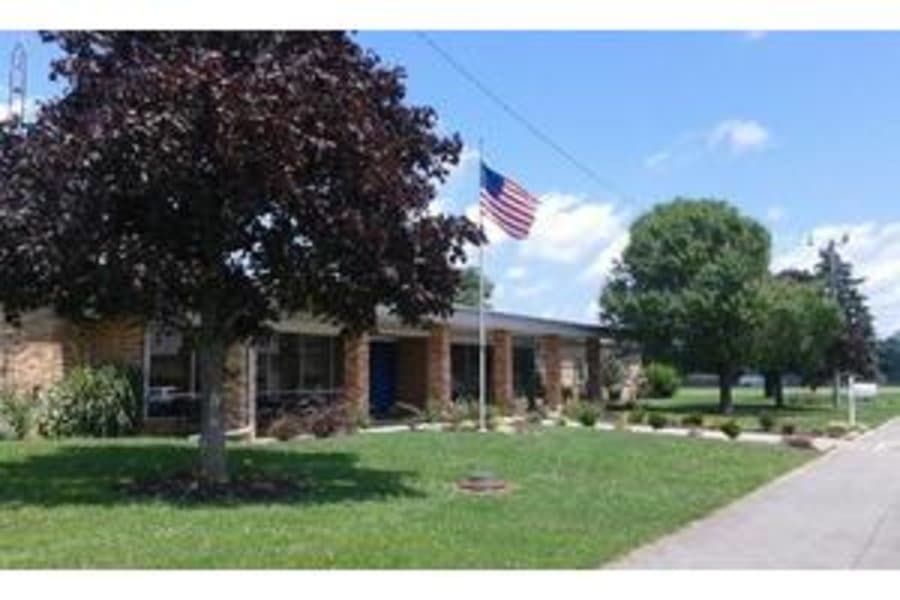 Tuscola Health Care Center in Tuscola, IL - Main View