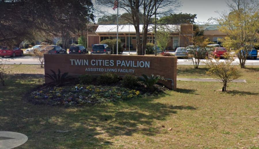 Twin Cities Pavillion in Niceville, FL - Main View