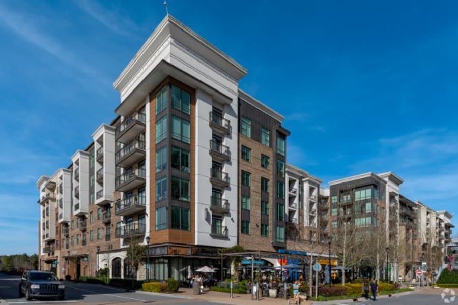 Upside Alpharetta in Alpharetta, GA - Main View