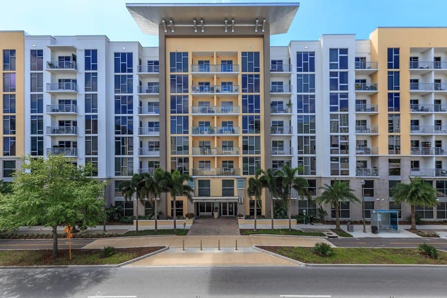Upside+ St. Petersburg in Saint Petersburg, FL - Main View