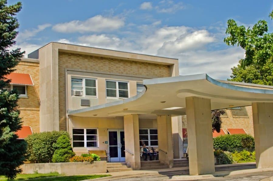Cedars of Liberty in Liberty, MO - Main View