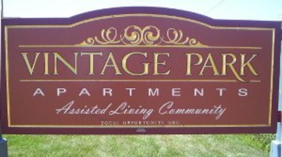 Vintage Park Apartments in Lenox, IA - Main View