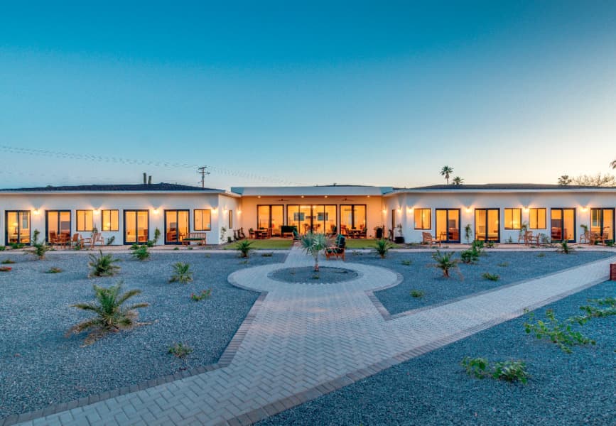Vista Living Senior Care Camelback View in Phoenix, AZ - Main View