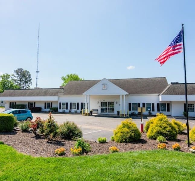 Viva Senior Living at Chesapeake in Chesapeake, VA - Main View