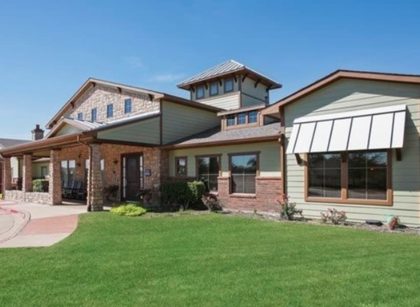 Walnut Creek Assisted Living & Memory Care in Mansfield, TX