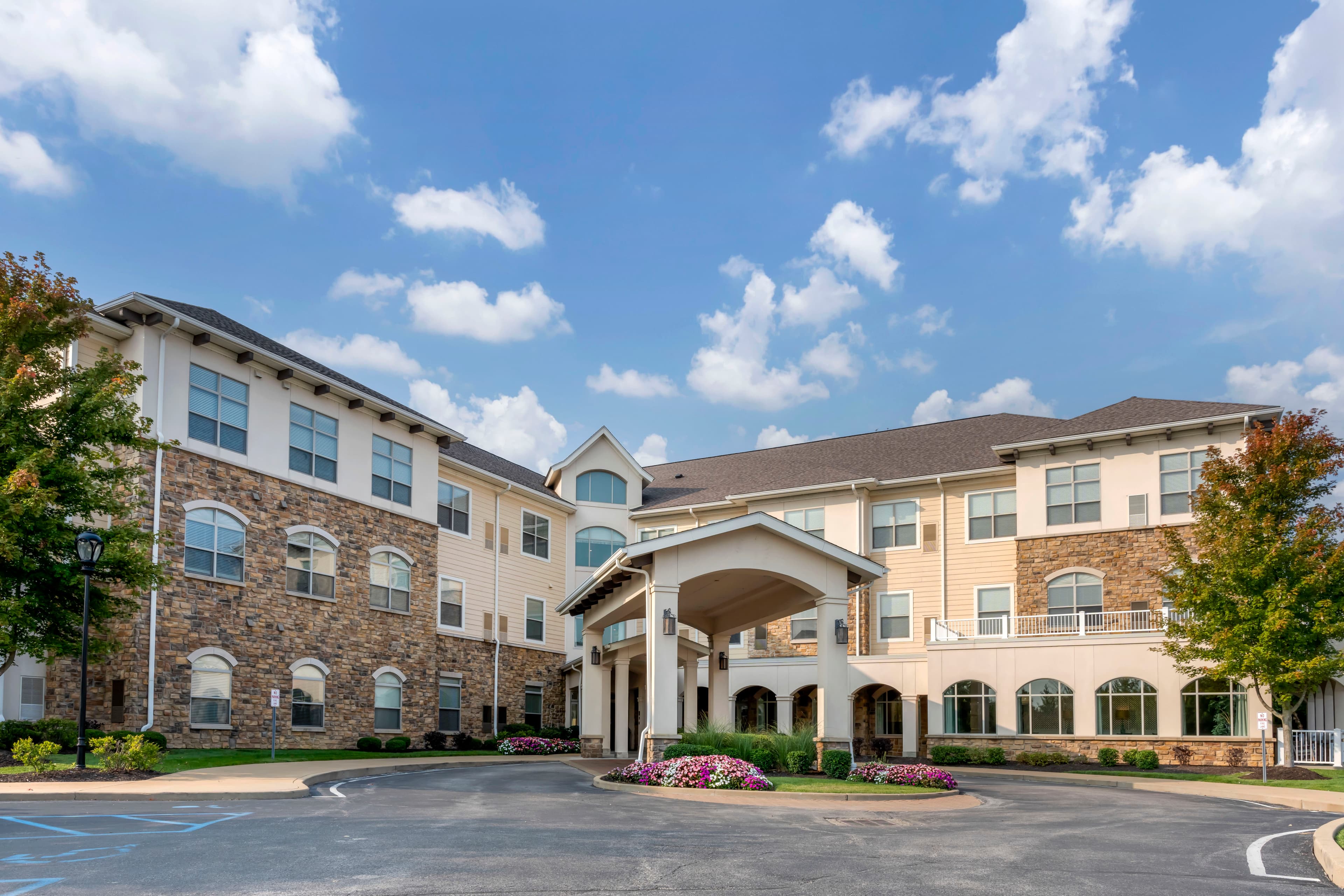 Brookdale West County in Ballwin, MO - Main View