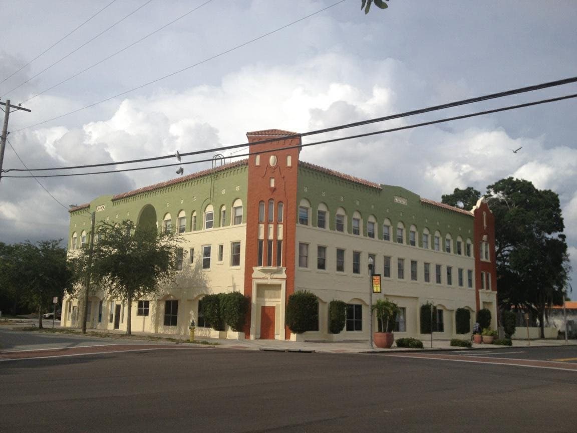 Central ALF in Saint Petersburg, FL - Main View