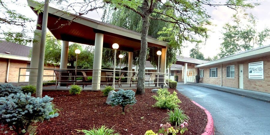 West Hills Health and Rehabilitation in Portland, OR - Main View