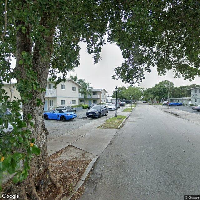 Abbey Manor Retirement Residence in Hollywood, FL - Main View