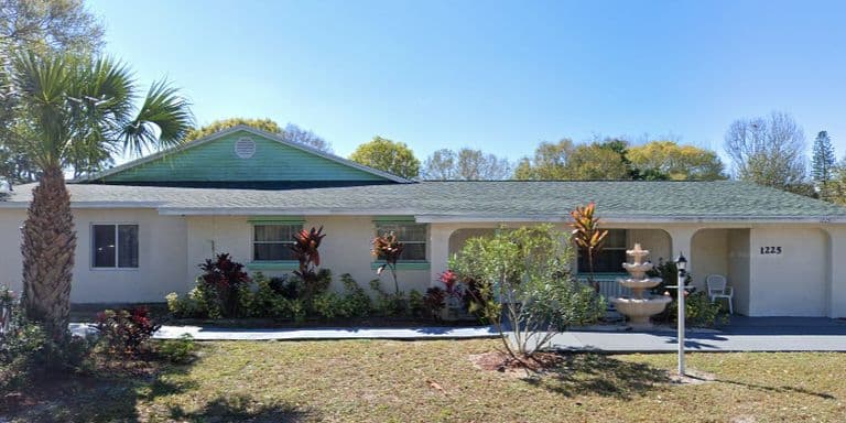 Academy Assisted Living Facility in Fort Pierce, FL