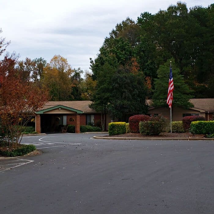 Accordius Health At Midwood in Charlotte, NC - Main View