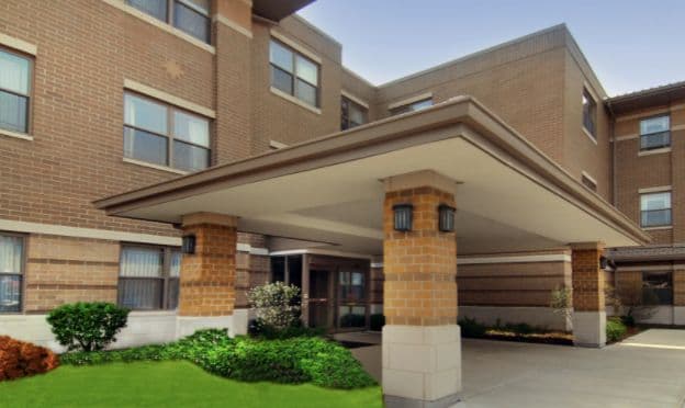 Alden Des Plaines Rehab & Health Care in Des Plaines, IL - Main View
