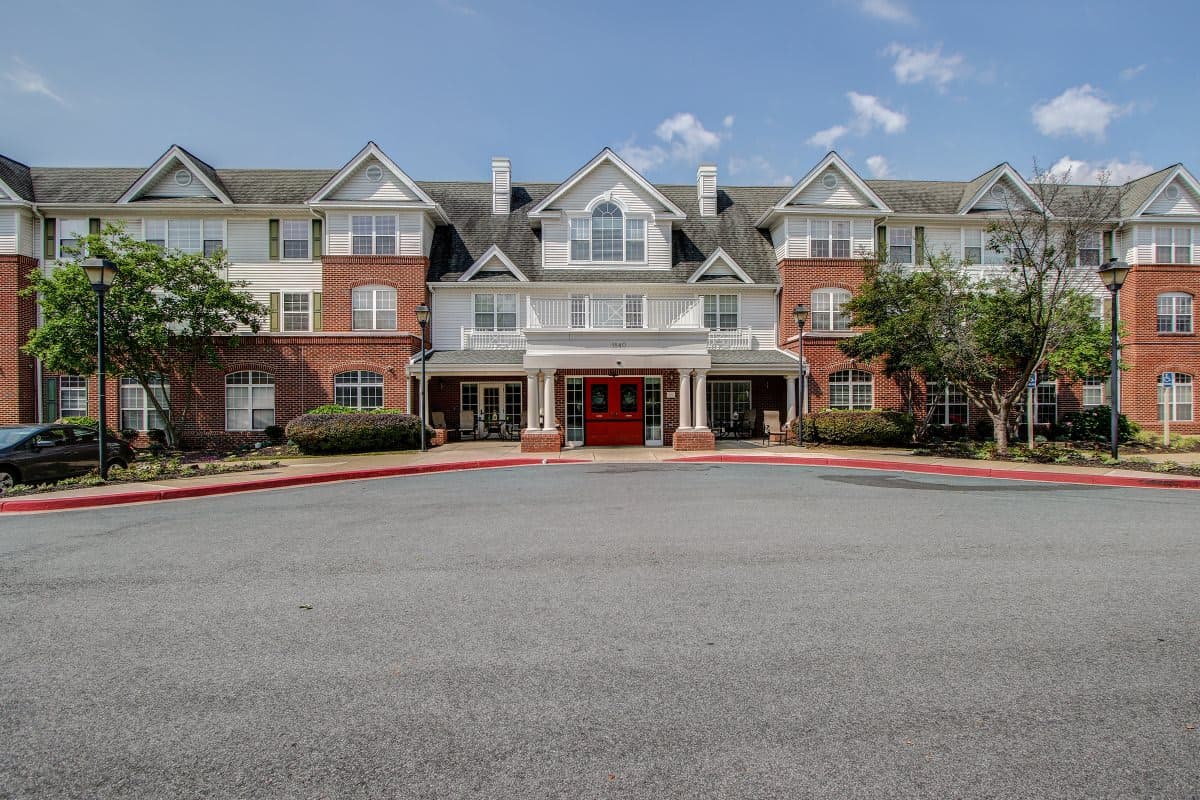 Charter Senior Living at Woodholme Crossing in Pikesville, MD