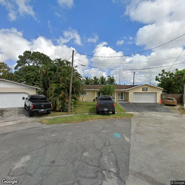 Apple Assisted Living Facility in Plantation, FL - Main View