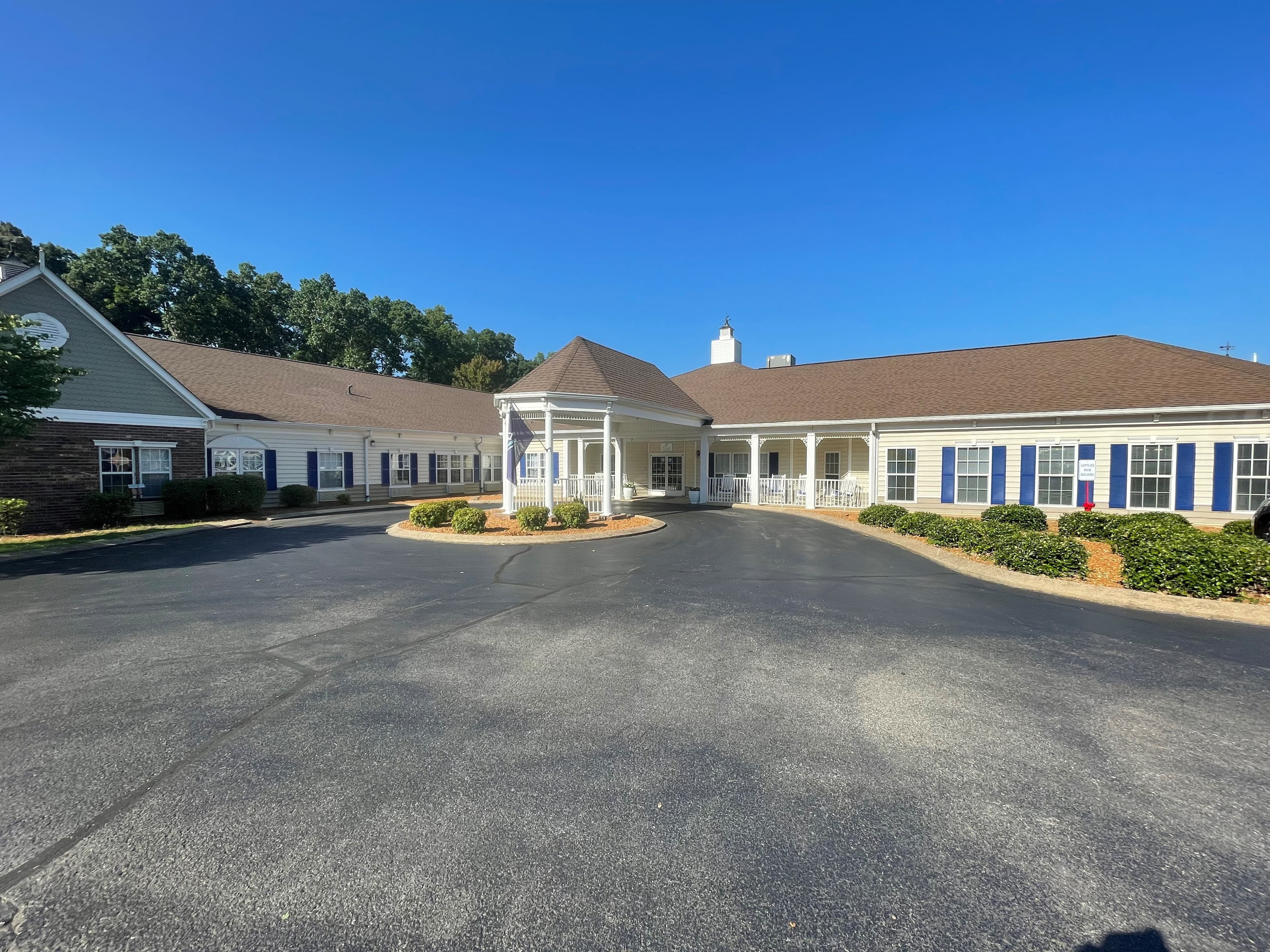 Charter Senior Living of Paris TN in Paris, TN