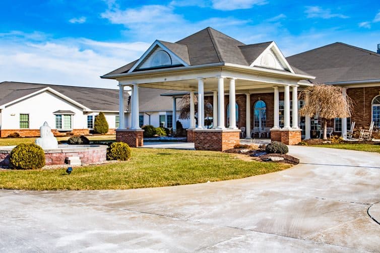 Charter Senior Living of Troy in Troy, IL - Main View
