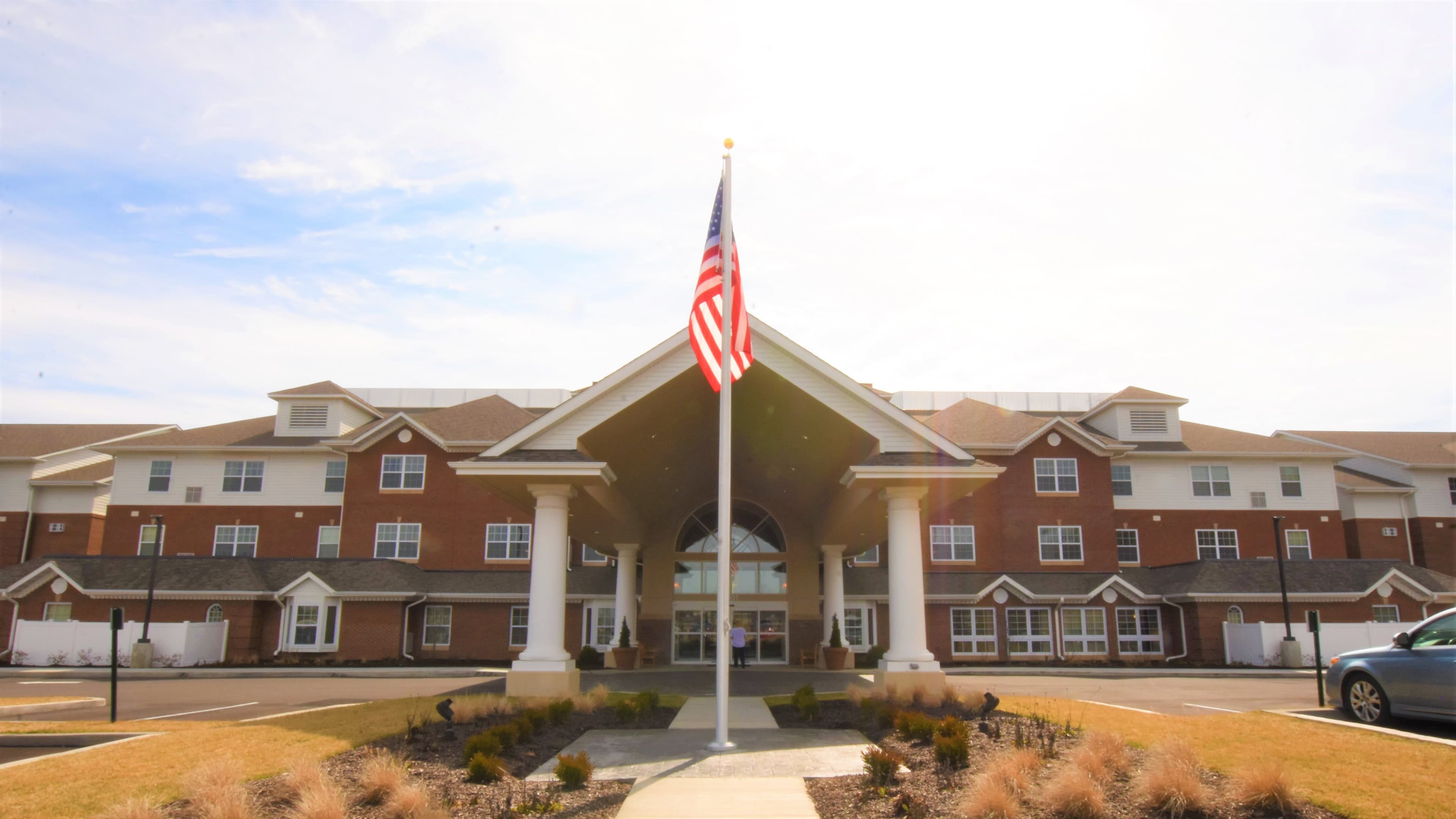 Chartiers Bend Retirement Resort in Bridgeville, PA - Main View