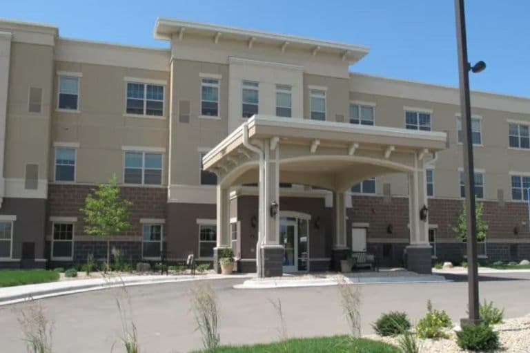 Arbors at Ridges Assisted Living in Burnsville, MN