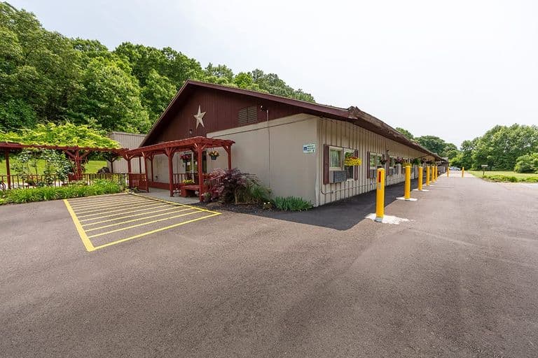Arcadia Valley Skilled Nursing And Rehabilitation - Senior living in Coolville, Ohio