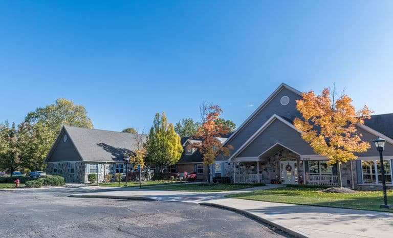 Arden Courts at Bingham Farms in Bingham Farms, MI - Main View