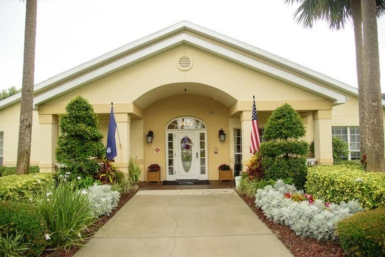 Arden Courts at Seminole - Senior living in Seminole, Florida