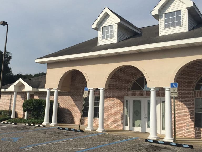 Asbury Place in Pensacola, FL - Main View