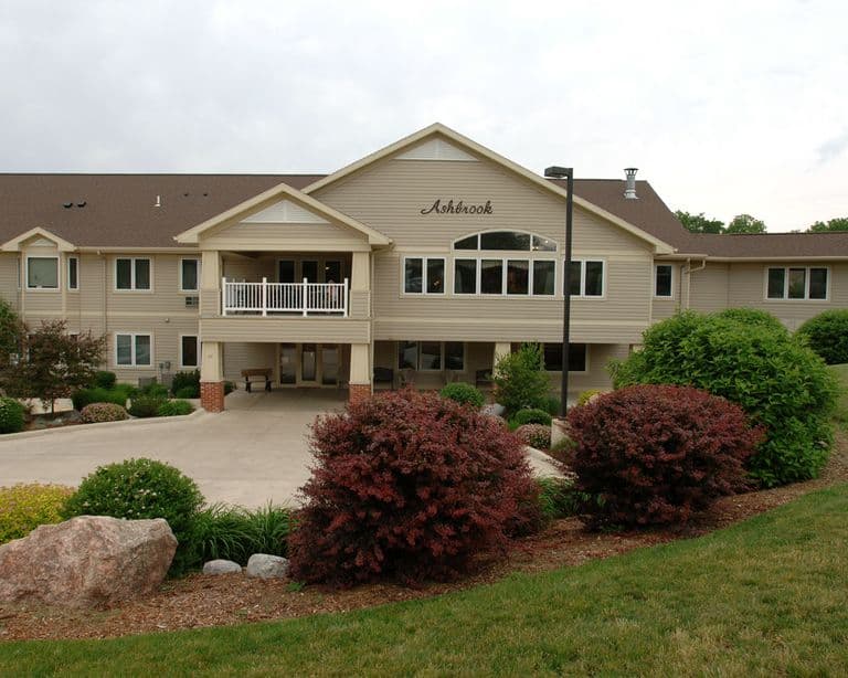 Ashbrook Assisted Living in Iowa Falls, IA - Main View