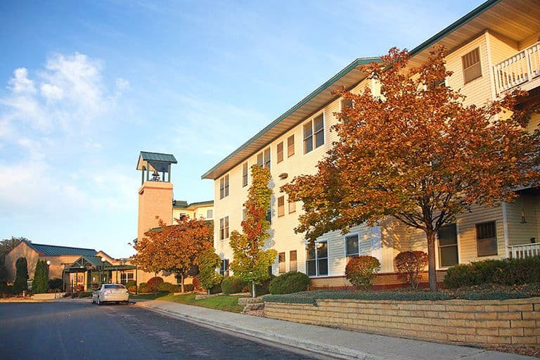 Auburn Meadows - Senior living in Waconia, Minnesota