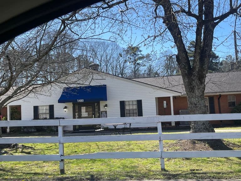 Autumn Breeze Health And Rehab in Marietta, GA - Main View