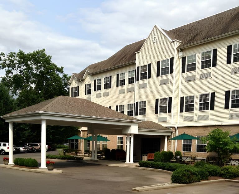 Avalon At Bridgewater in Bridgewater, NJ - Main View