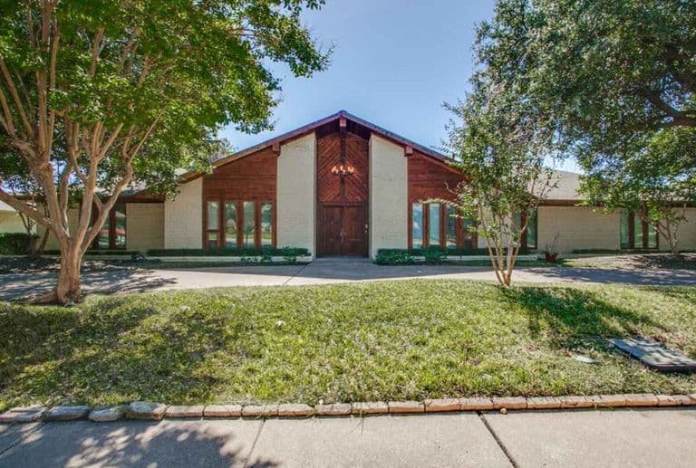 Avalon Memory Care - Quarterway in Dallas, TX - Main View