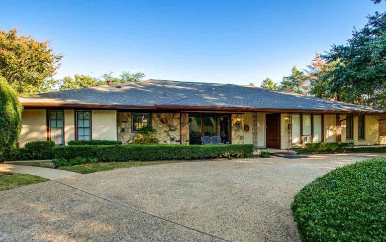 Avalon Memory Care Glendora in Dallas, TX - Main View