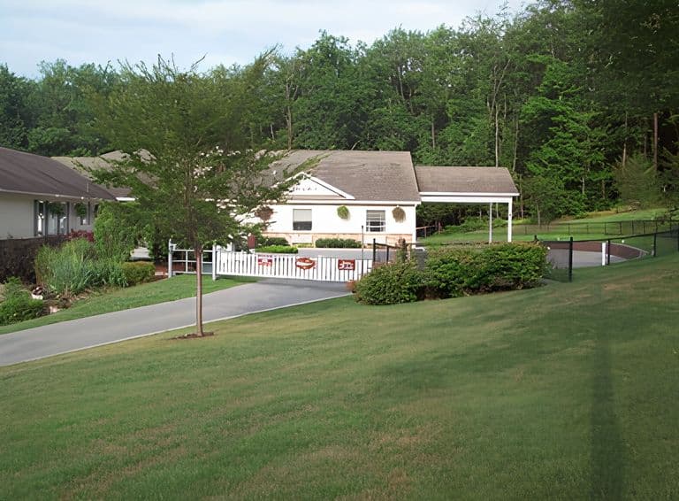 Cherry Hill Assisted Living in Accident, MD - Main View
