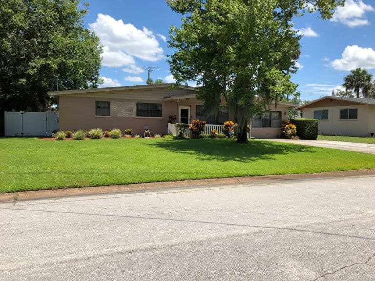 Baywood Meadows Assisted Living in Daytona Beach, FL - Main View