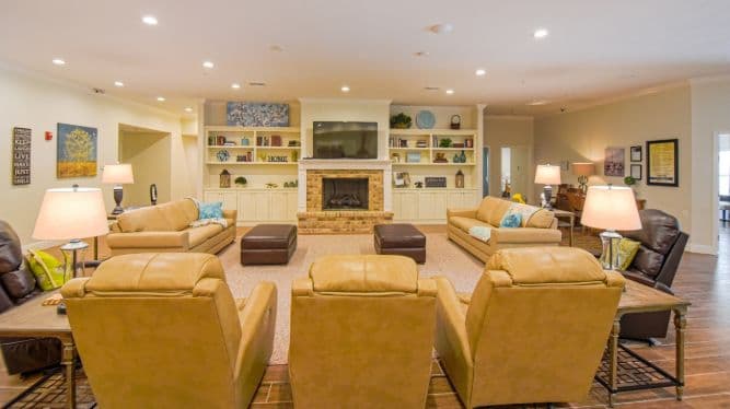 Beehive Homes Of Gulf Breeze - Senior living in Gulf Breeze, Florida