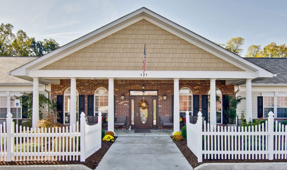 Chestnut Glenn and Chestnut Terrace in Saint Peters, MO - Main View