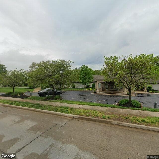 Bentleys Extended Care in Overland, MO - Main View