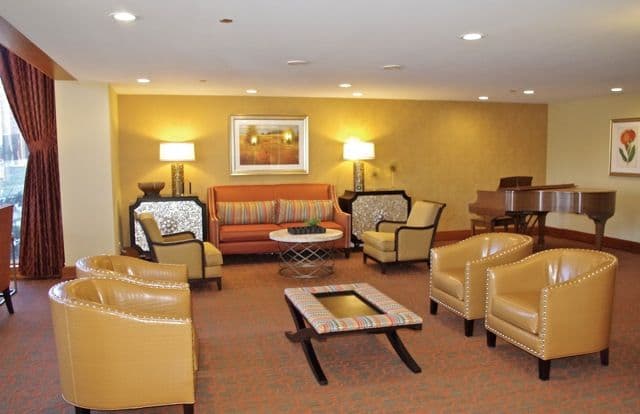 Bethesda Barclay House - Senior living in Clayton, Missouri