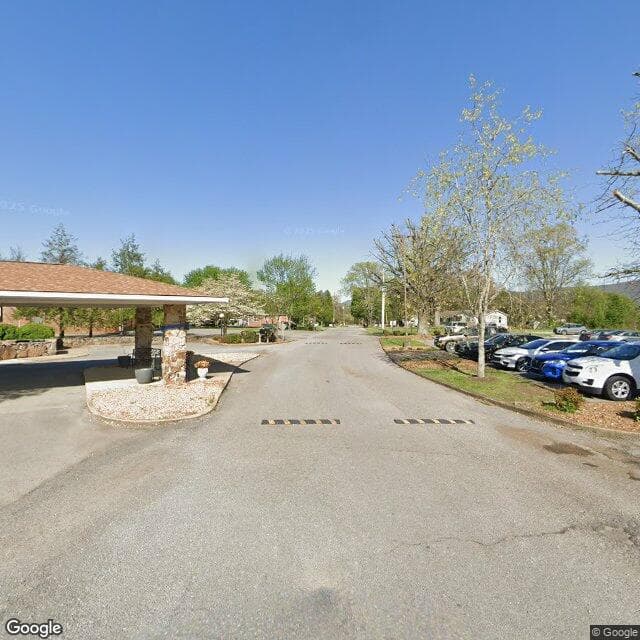 Bledsoe County Nursing Home in Pikeville, TN - Main View