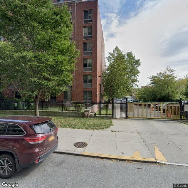 Brooklyn-Queens Nursing Home in Brooklyn, NY - Main View