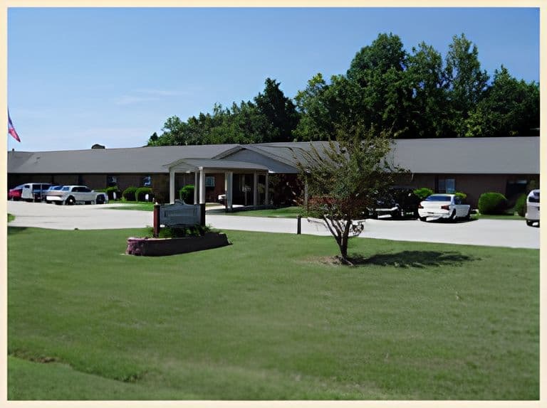 Brookstone Retirement Center in Lexington, NC - Main View