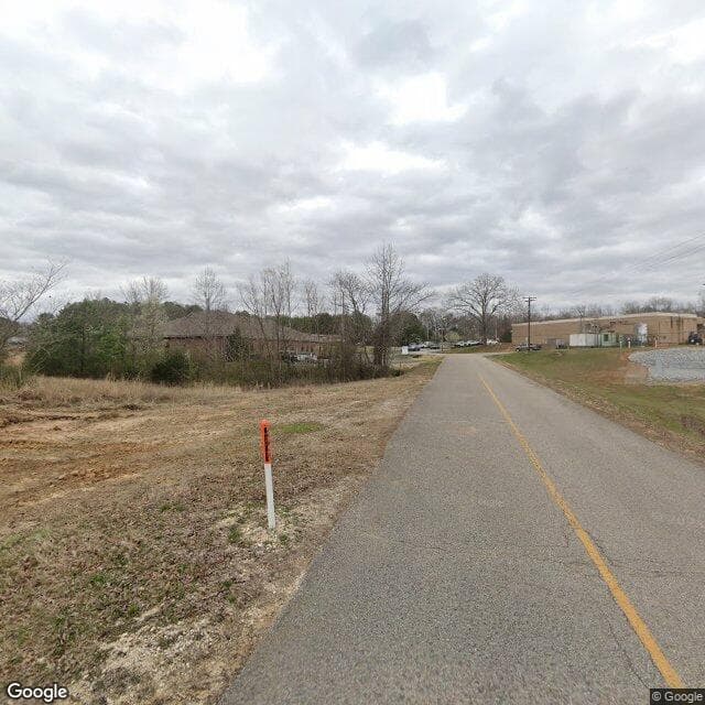 Camden Healthcare & Rehab Center in Camden, TN - Main View