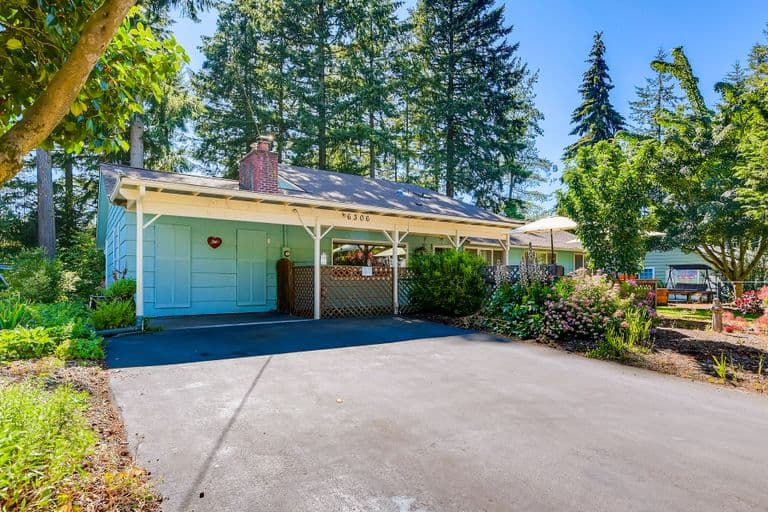Care With Dignity 1 in Mountlake Terrace, WA - Main View