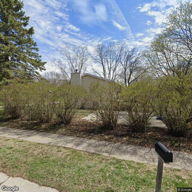 Caring Arms in Eden Prairie, MN - Main View
