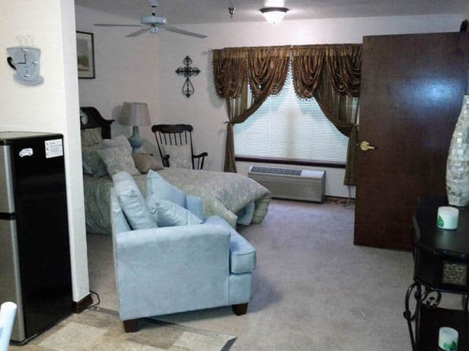 Carriage House - Senior living in Denton, Texas